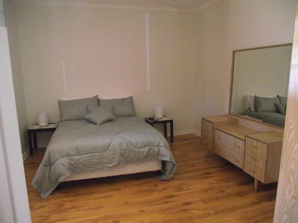 อัลลี คอตเทจ Guest House โบรเคนฮิลล์ ภายนอก รูปภาพ